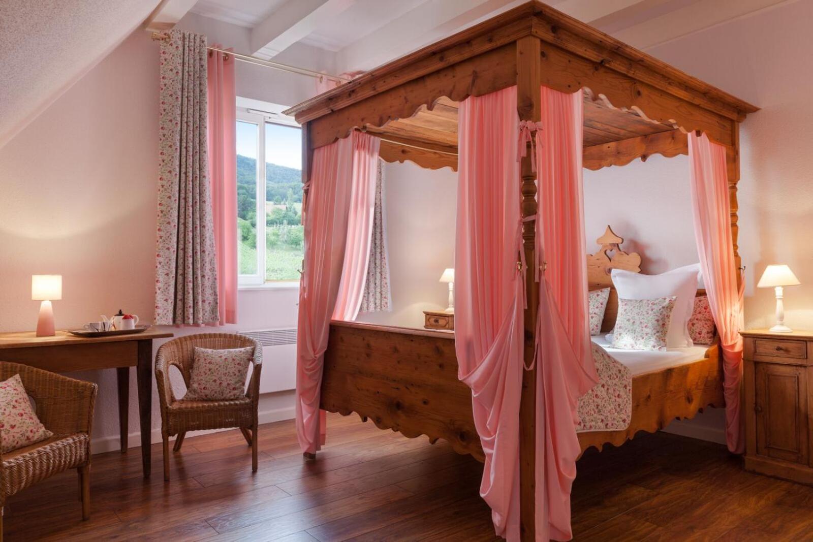 Hotel Restaurant Verger Des Chateaux, Route Des Vins Haut-Koenigsbourg Dieffenthal Екстериор снимка