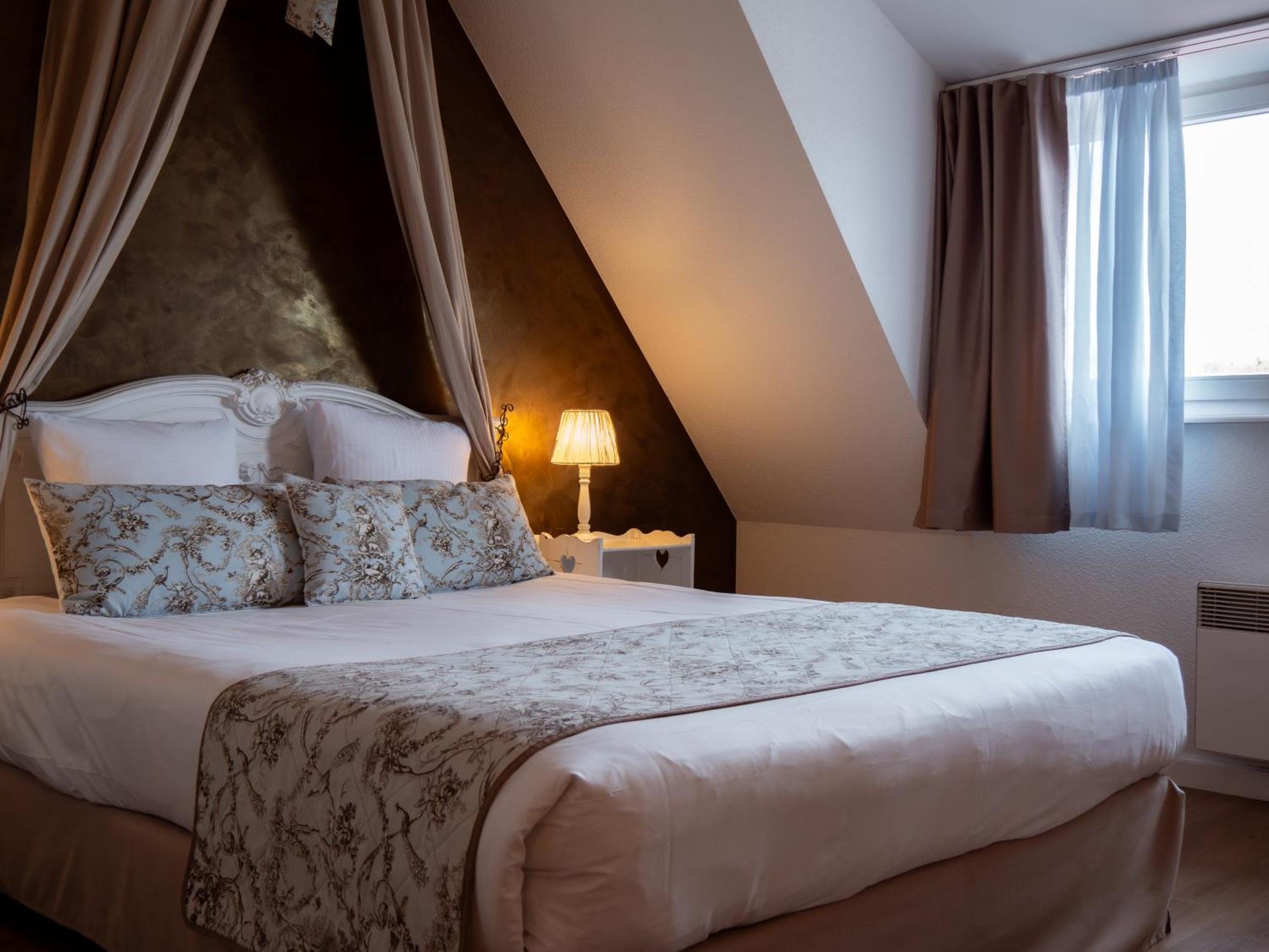 Hotel Restaurant Verger Des Chateaux, Route Des Vins Haut-Koenigsbourg Dieffenthal Екстериор снимка