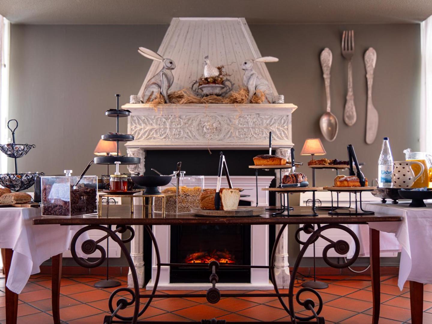 Hotel Restaurant Verger Des Chateaux, Route Des Vins Haut-Koenigsbourg Dieffenthal Екстериор снимка